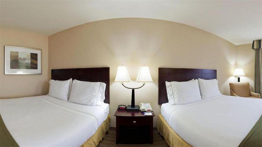 Holiday Inn Express Fresno River Park Highway 41 By Ihg Exterior foto