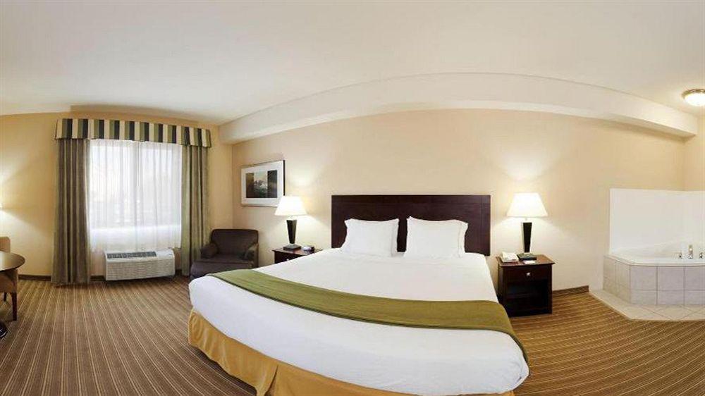 Holiday Inn Express Fresno River Park Highway 41 By Ihg Exterior foto